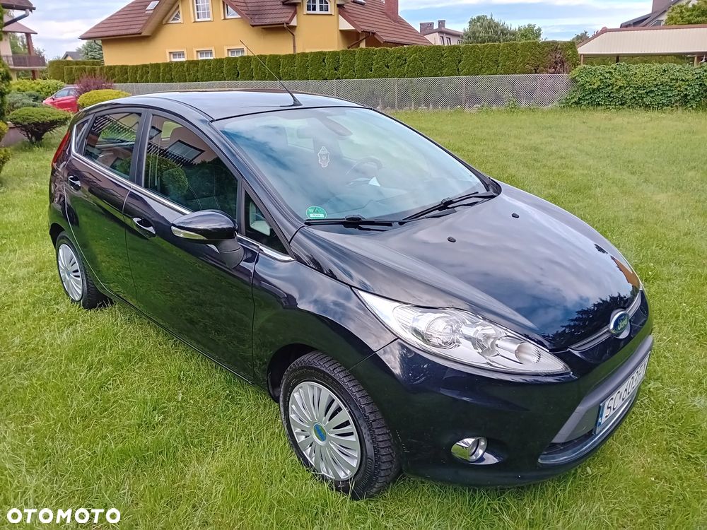 Ford Fiesta 1.25 Titanium X - 2