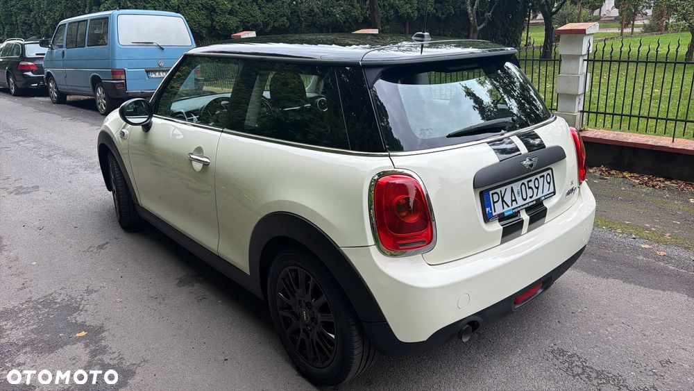 MINI ONE D - 4