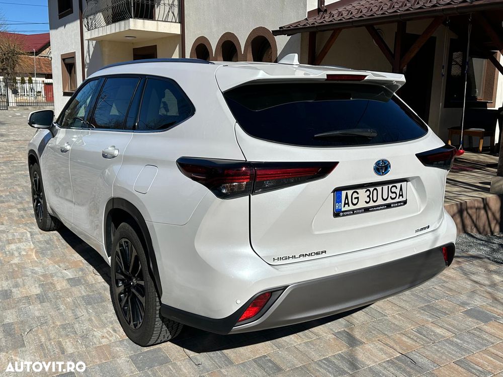 Toyota Highlander 2.5 L Dynamic Force 248CP Luxury Pearly - 17