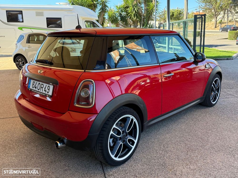 MINI 3 Portas One D - 20