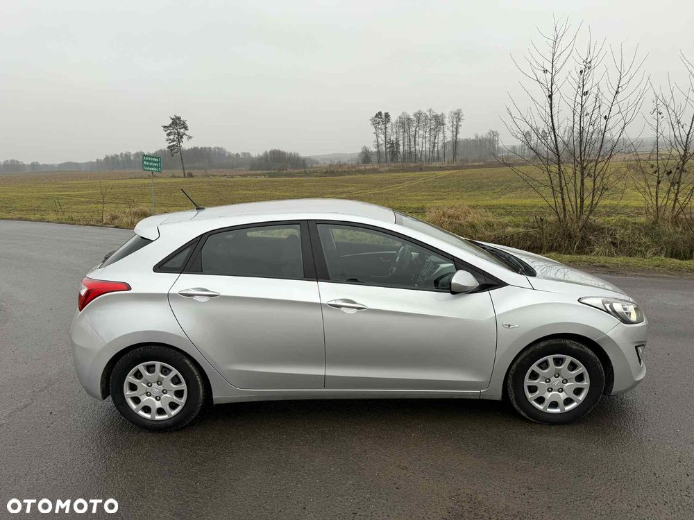 Hyundai i30 1.4 Comfort - 10