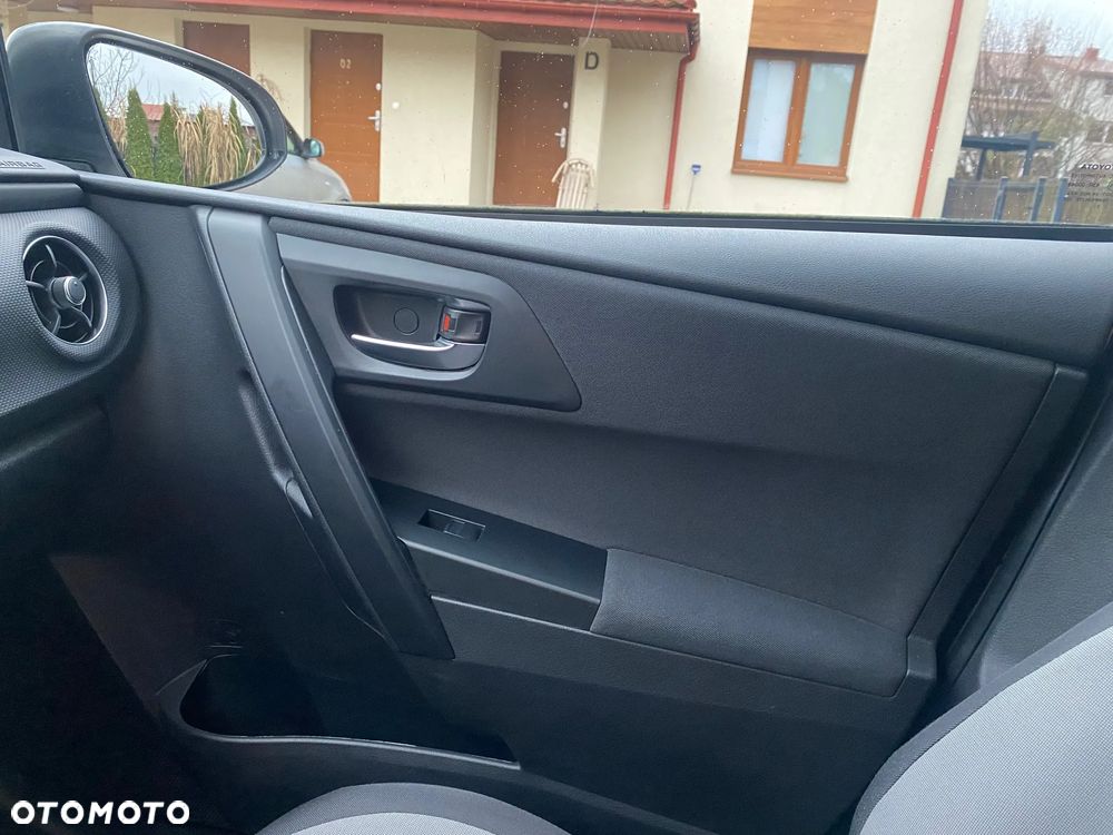 Toyota Auris 1.33 VVT-i Active - 22