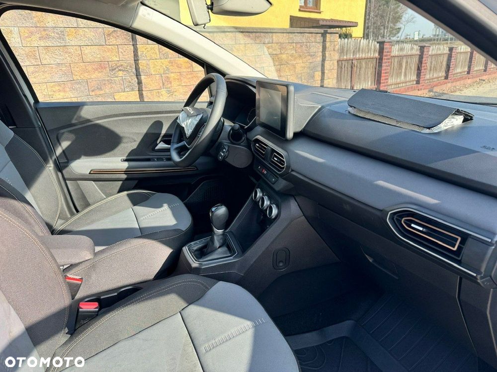 Dacia Jogger 1.6 Full Hybrid 140 Extreme MMT - 16