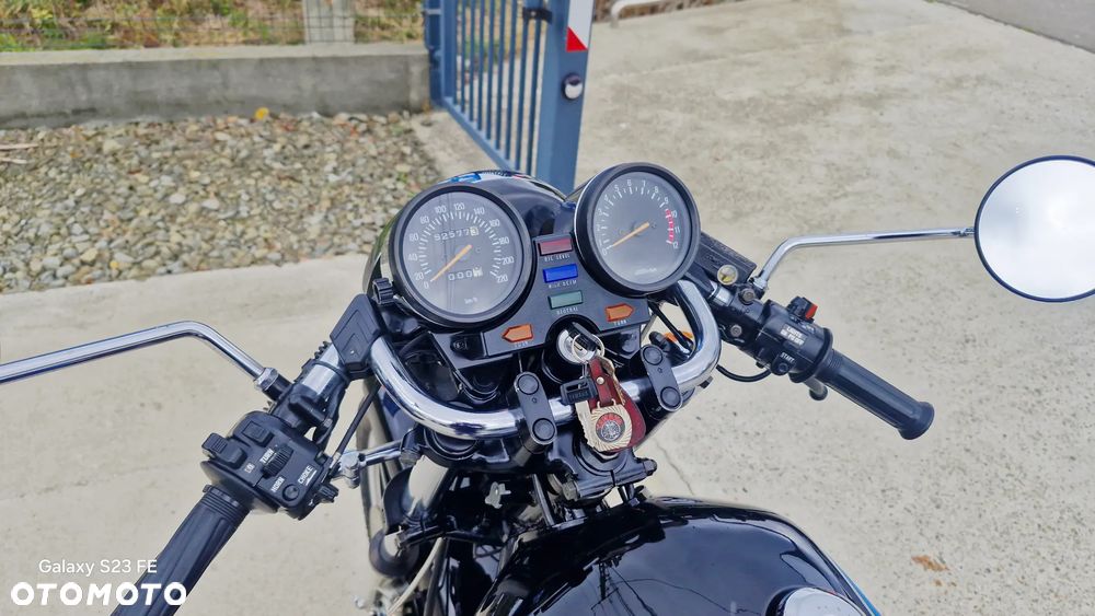 Yamaha XJ - 19