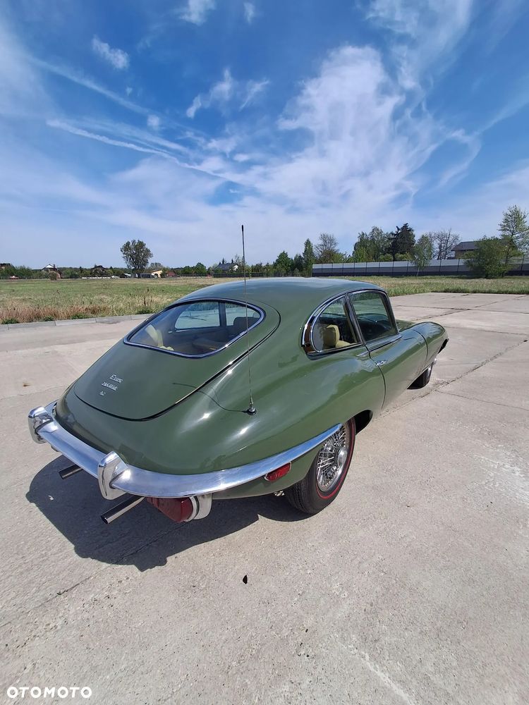Jaguar E-Type - 5