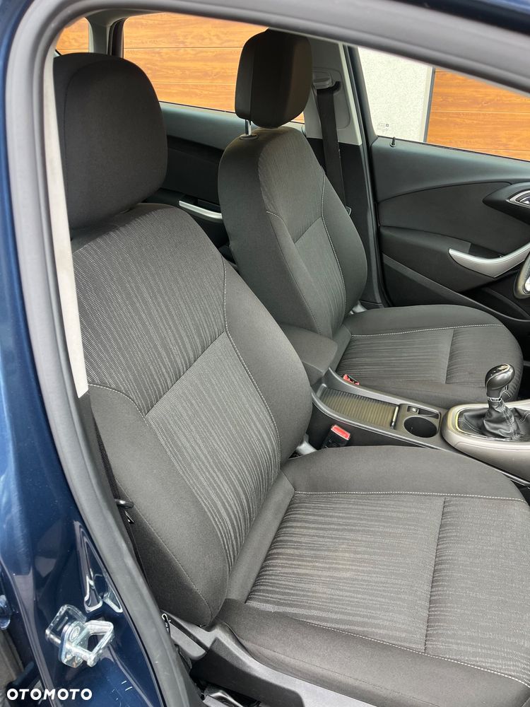 Opel Astra - 11
