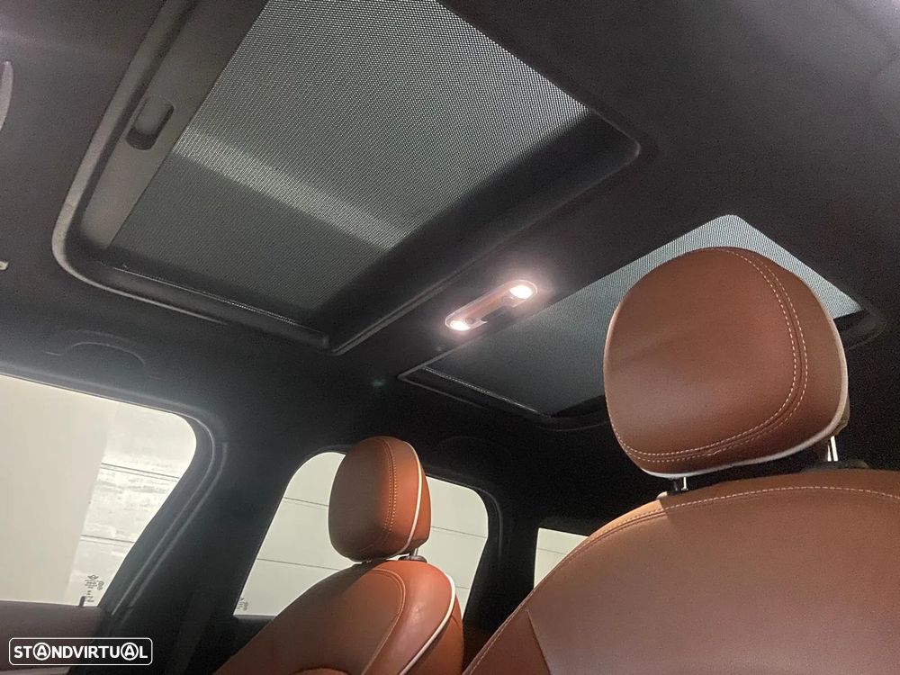 MINI Countryman Cooper SD Premium P. Classic Auto - 8