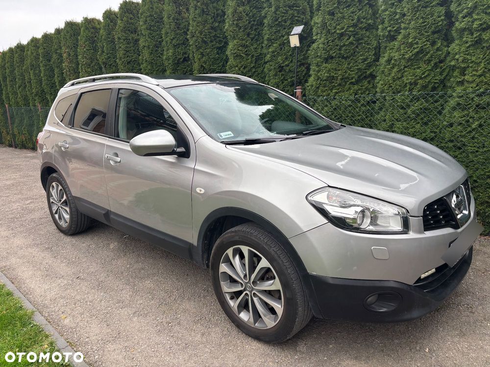 Nissan Qashqai+2