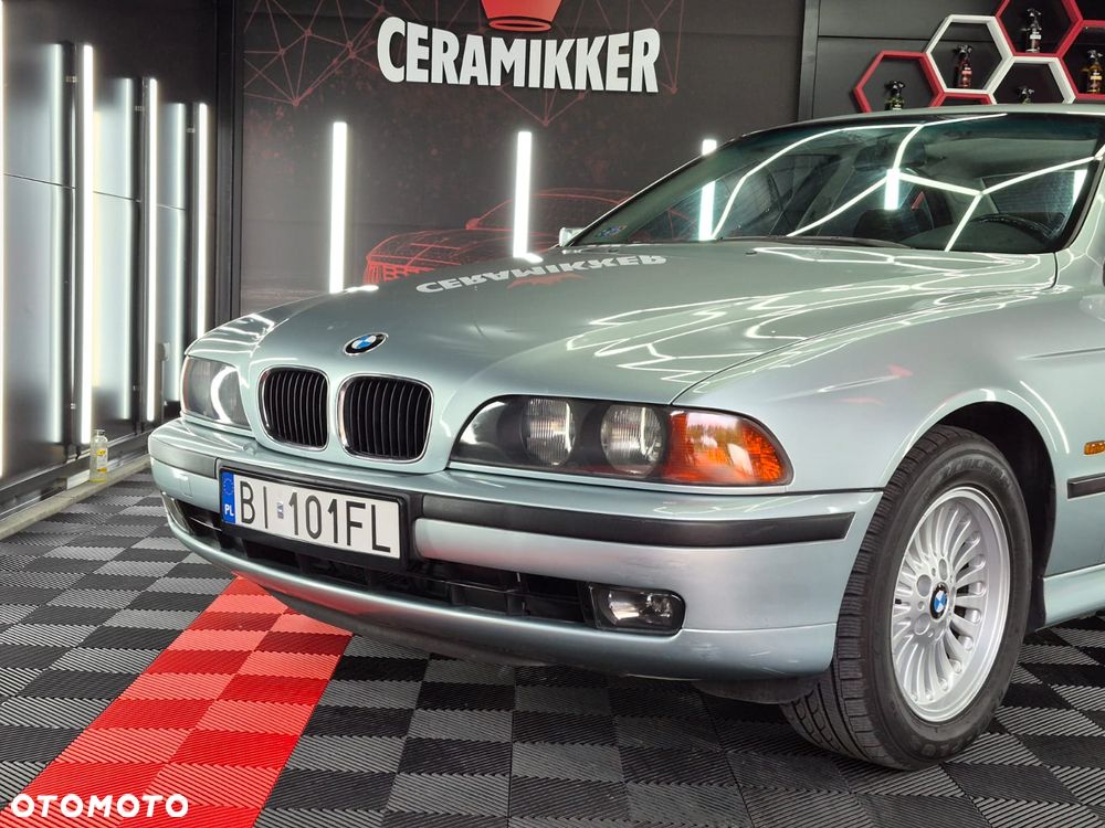 BMW Seria 5 520i - 2