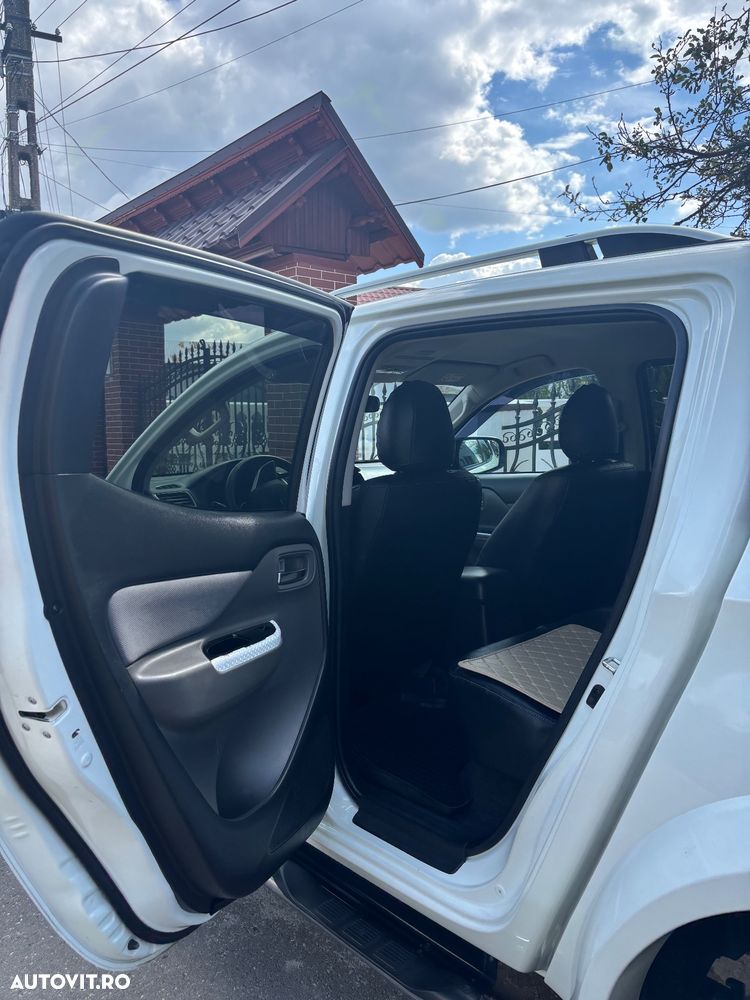 Mitsubishi L200 - 12