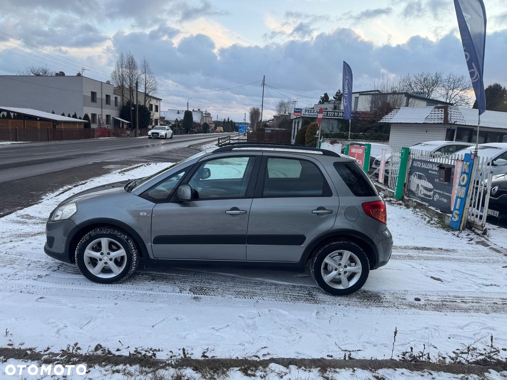 Suzuki SX4 1.6 VVT 4x2 Comfort - 17