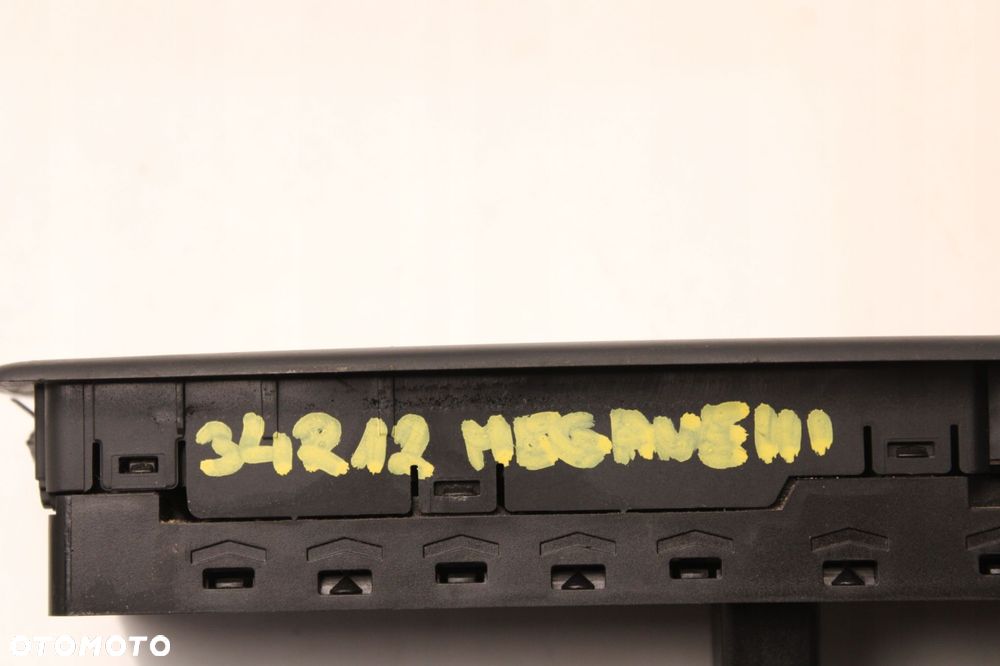 renault megane iii 08r- panel sterowania szyb 809610007r - 4