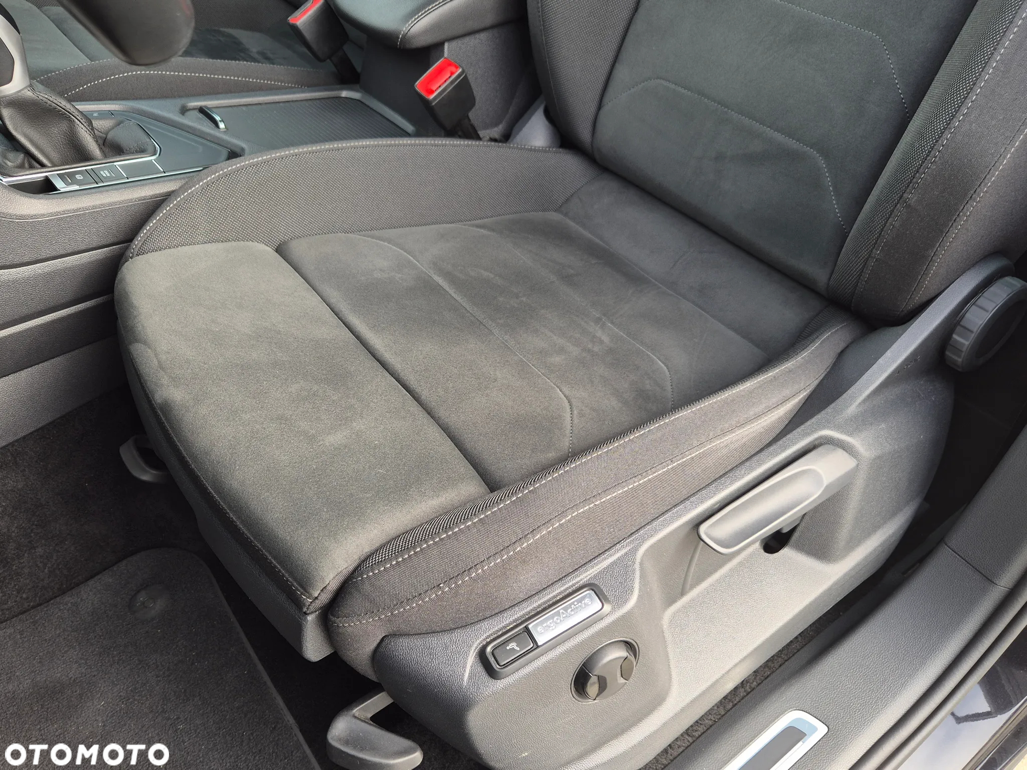 Volkswagen Tiguan 1.5 TSI EVO Elegance DSG - 13