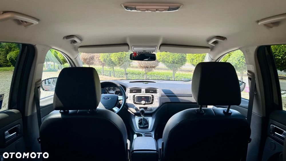 Ford Kuga 2.0 TDCi Titanium - 14