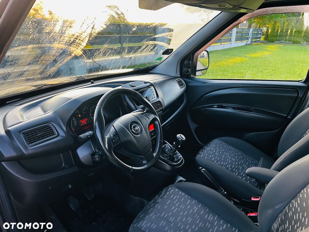 Opel Combo - 21