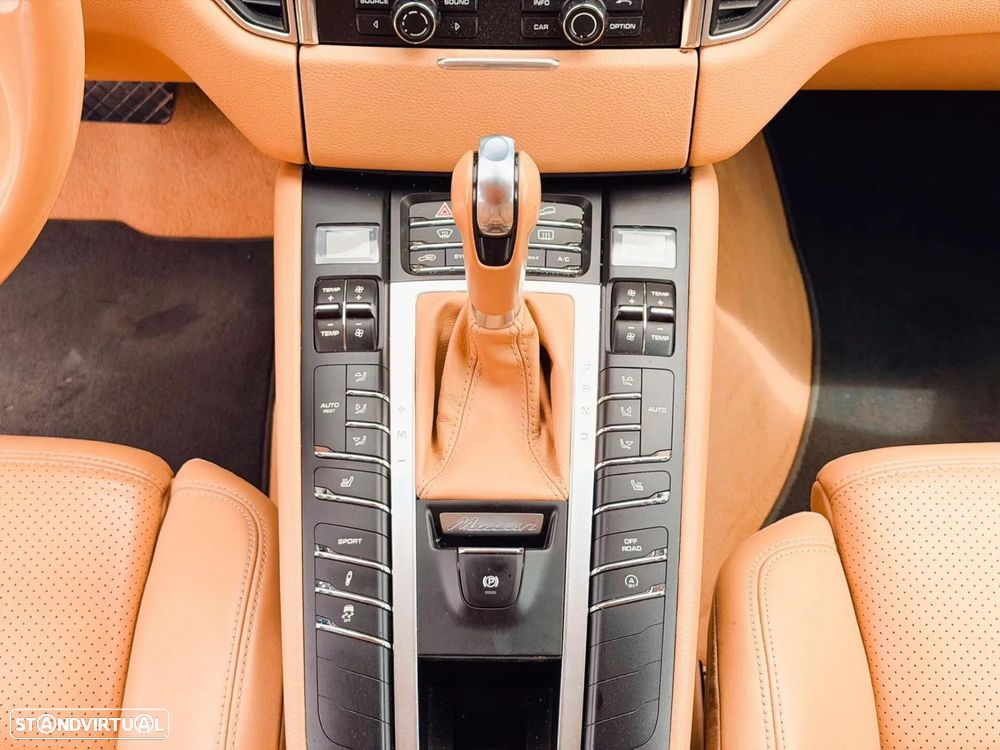 Porsche Macan S - 17