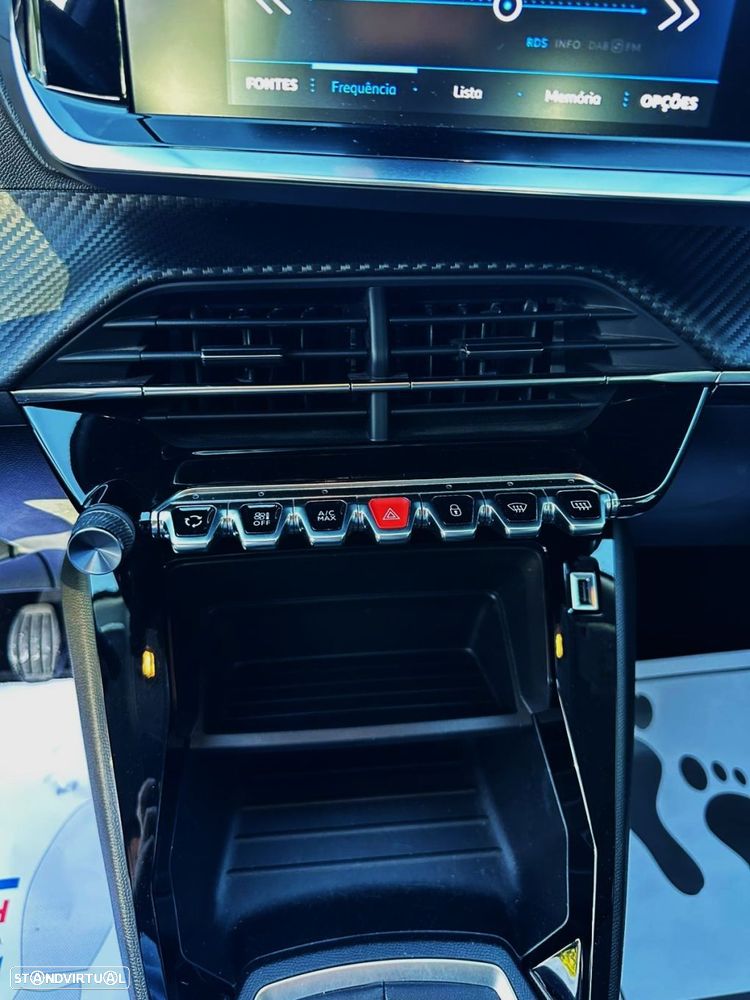 Peugeot 2008 1.5 BlueHDi Active Pack - 11