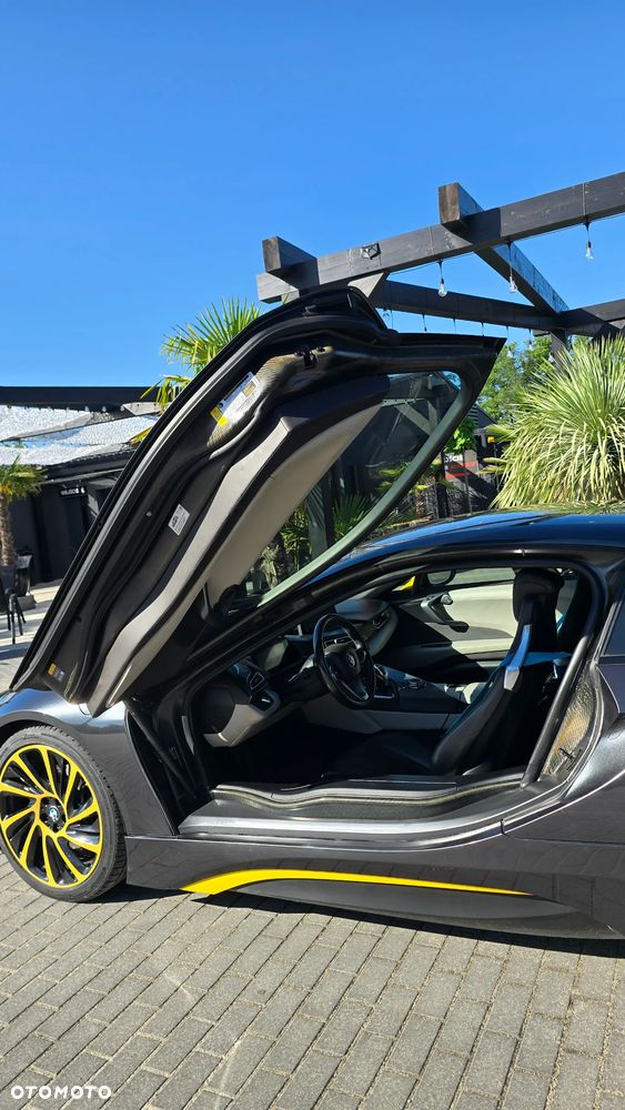 BMW i8 Standard - 26