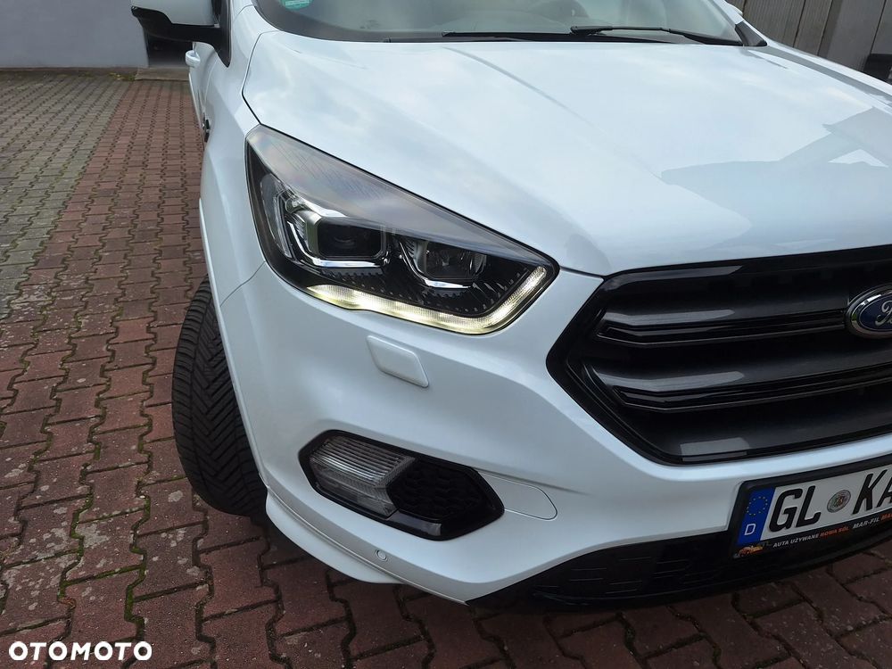 Ford Kuga 1.5 EcoBoost 2x4 ST-Line - 30