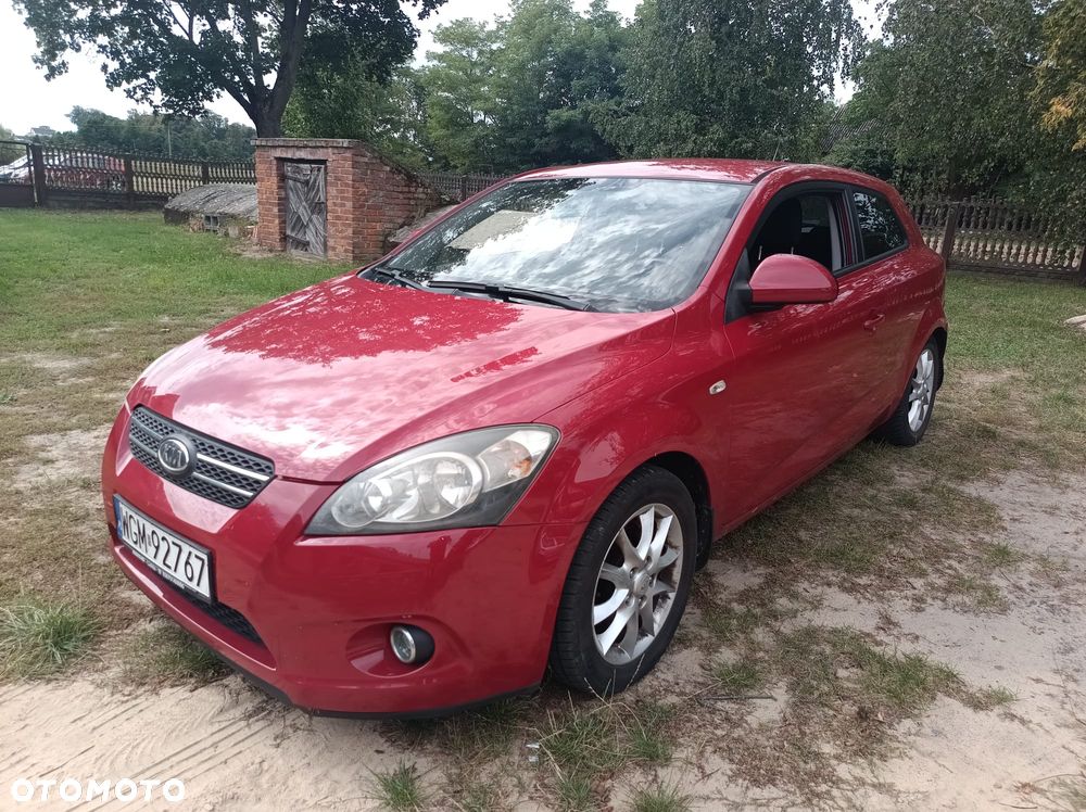 Kia Ceed 1.6 Comfort - 1