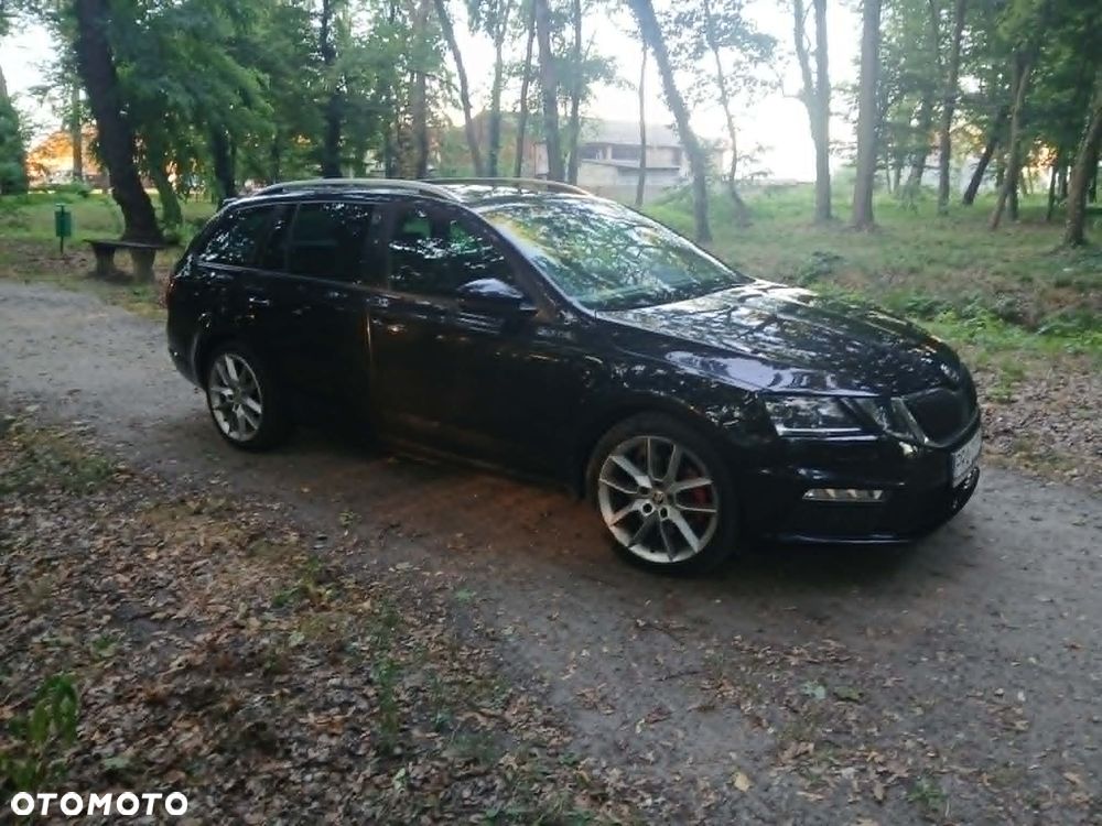 Skoda Octavia 2.0 TDI RS Challenge DSG - 6