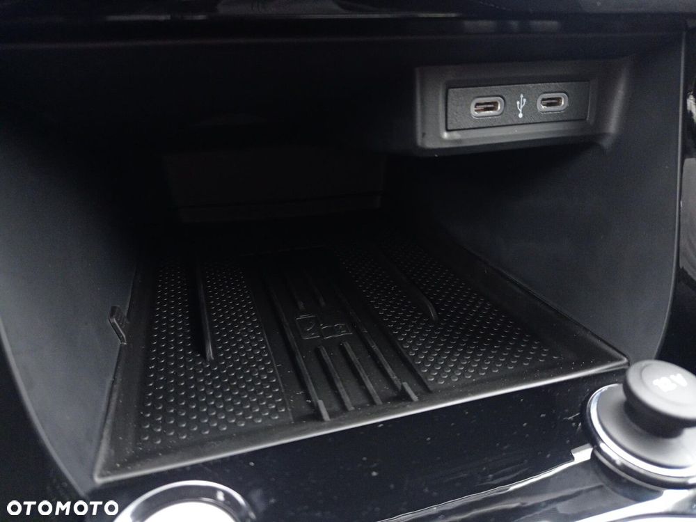 Volkswagen T-Cross 1.5 TSI ACT Life Plus DSG - 37