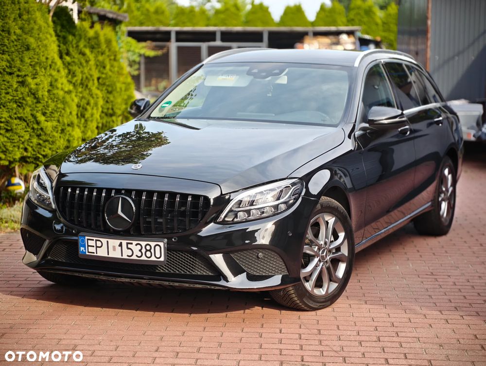 Mercedes-Benz Klasa C 220 d 9G-TRONIC - 27