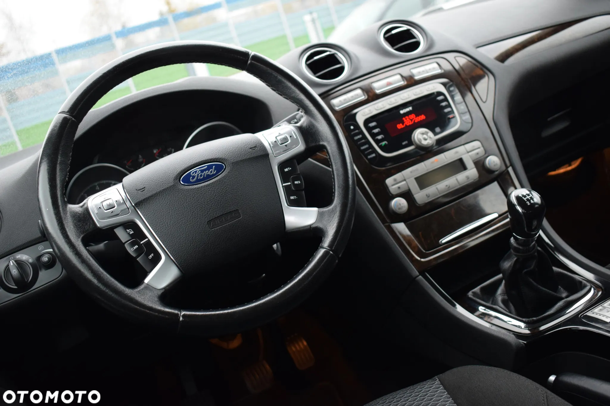 Ford Mondeo 2.0 Ghia - 18