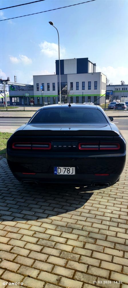 Dodge Challenger 6.4 Scat Pack - 12