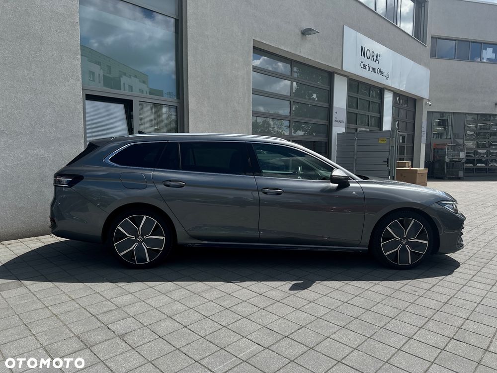 Volkswagen Passat - 5