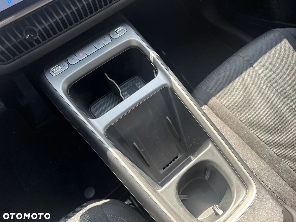 BYD Dolphin G Active E-CVT - 24