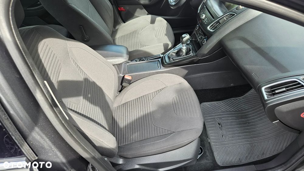 Ford Focus 1.0 EcoBoost Titanium - 13