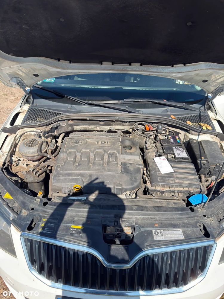 Skoda Octavia 1.6 TDI Ambiente - 4