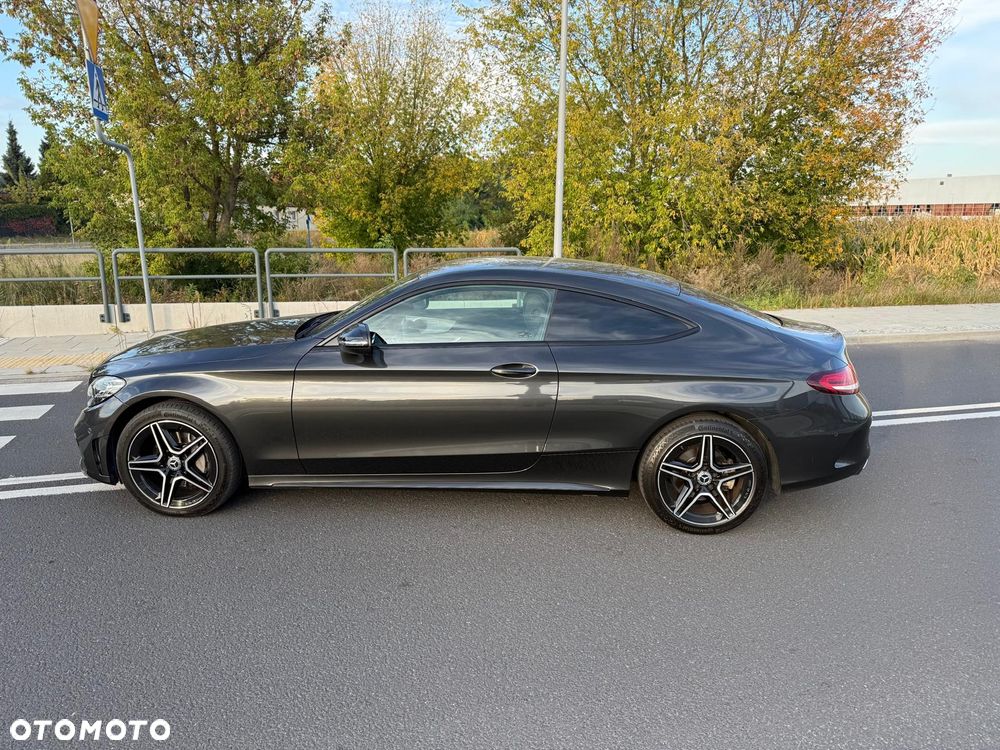 Mercedes-Benz Klasa C 200 4MATIC 9G-TRONIC - 40