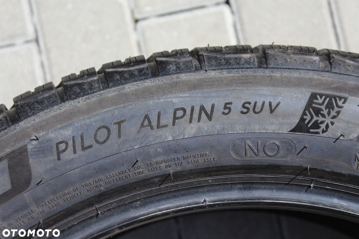 2x 305/40R20 MICHELIN PILOT ALPIN 5 SUV N0 112V XL 23r 7mm - 6
