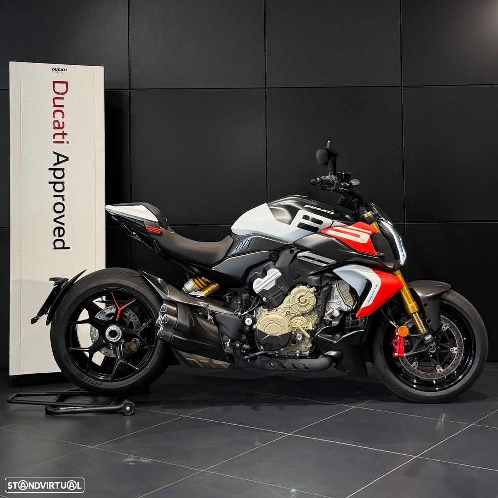 Ducati Diavel V4 RS - 1
