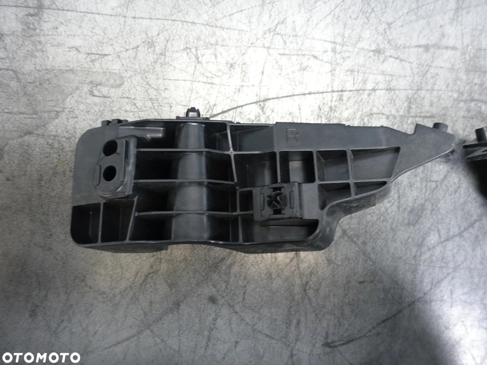 Ślizg Zderzaka Prawy Lewy Przód Suzuki Swift V 71731-71L0  71732-71L0 - 3