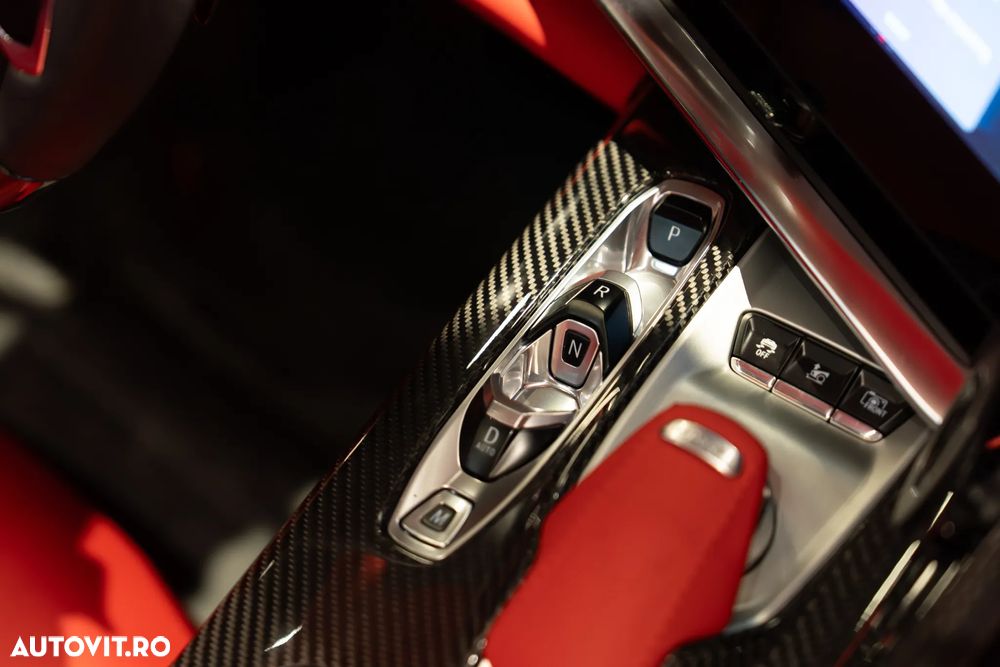 Chevrolet Corvette - 30