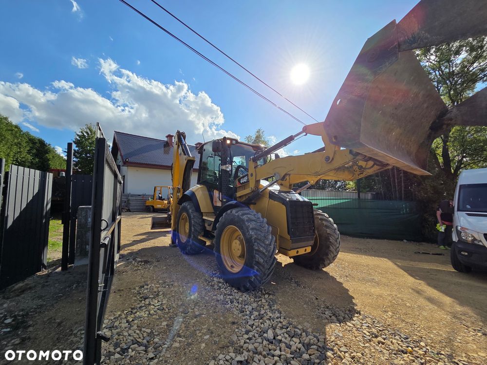Caterpillar 444f2 - 5
