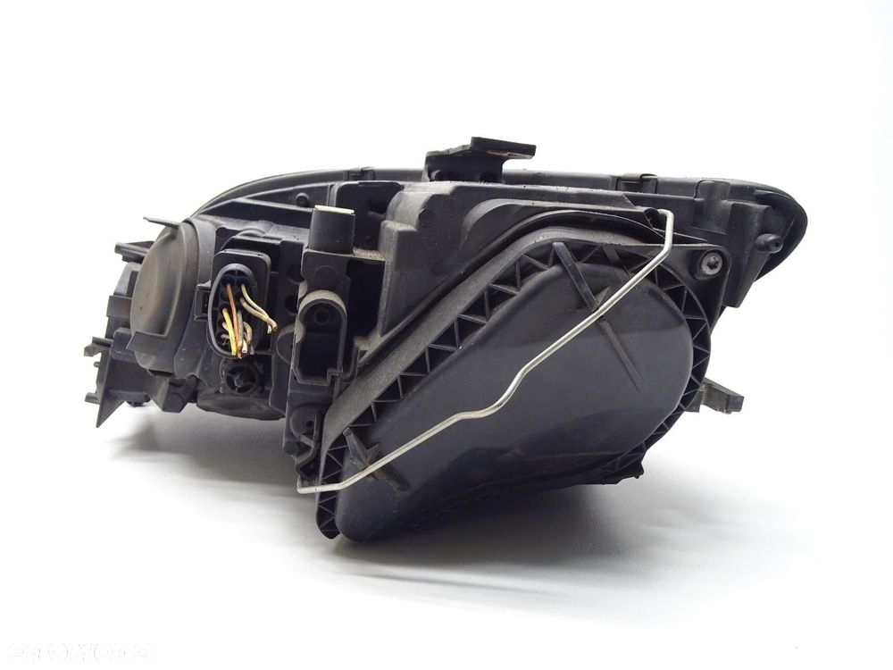 LAMPA REFLEKTOR PRAWA PRAWY PRZEDNIA XENON 8J0941004N AUDI TT 8J - 8