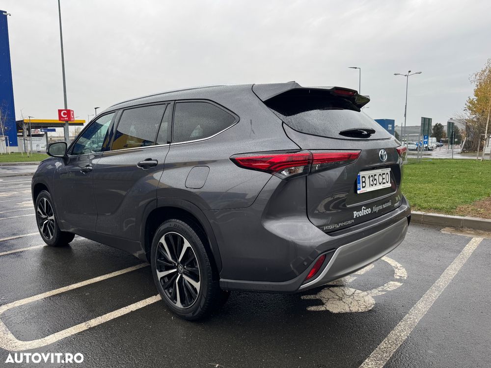 Toyota Highlander 2.5 L Hybrid Dynamic Force 248CP Luxury Pearly - 7