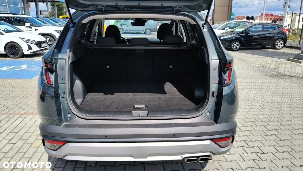 Hyundai Tucson 1.6 T-GDi HEV Smart 2WD - 23