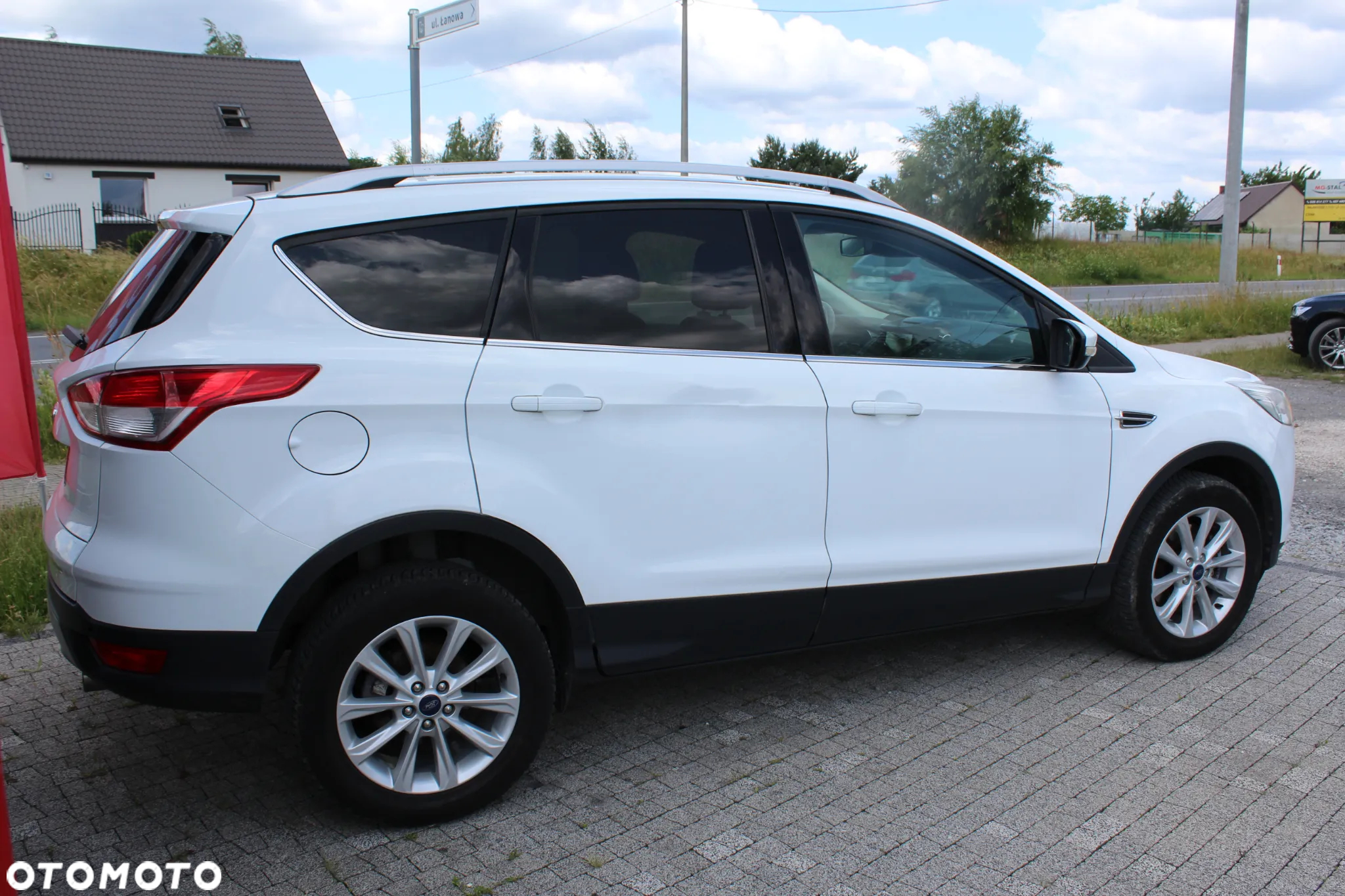 Ford Kuga 2.0 TDCi 2x4 Titanium - 5