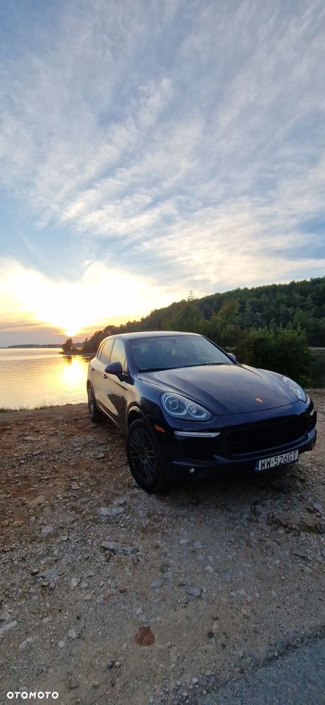 Porsche Cayenne Platinum Edition - 18