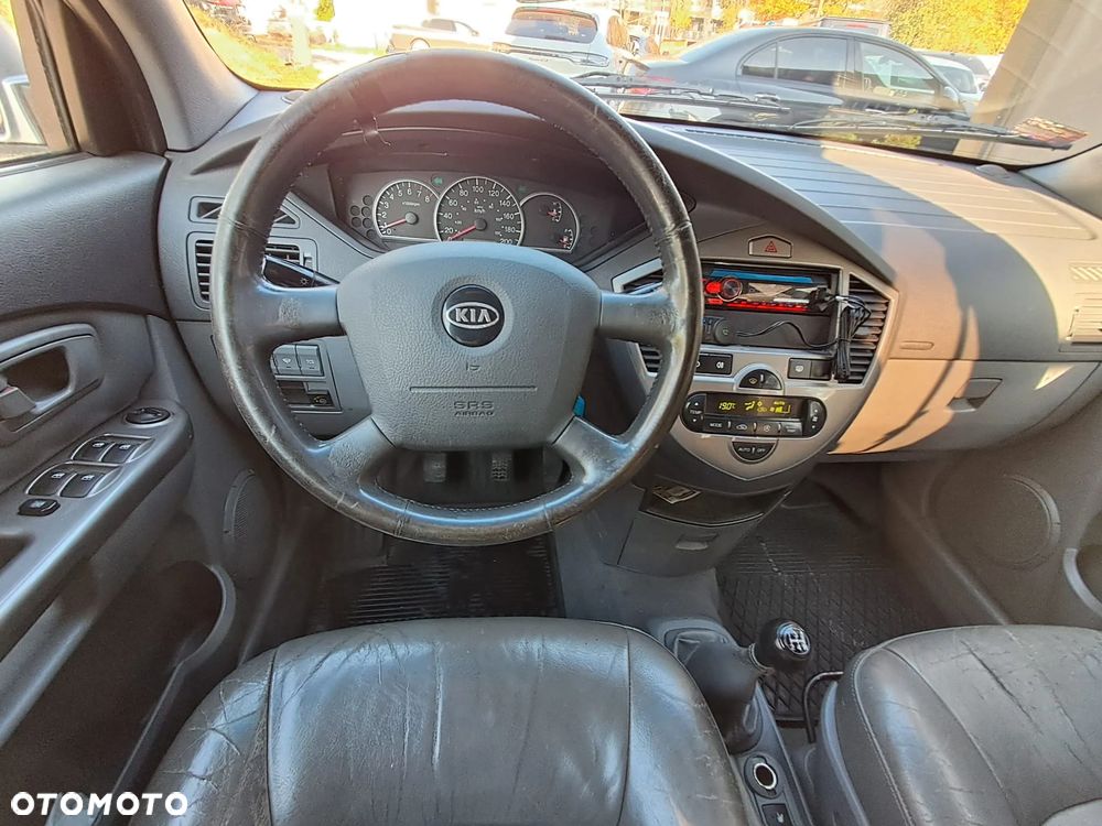 Kia Carens 1.8 EX - 9