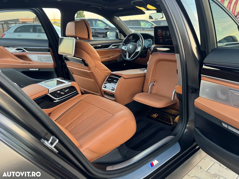 BMW Seria 7 750Ld xDrive - 25