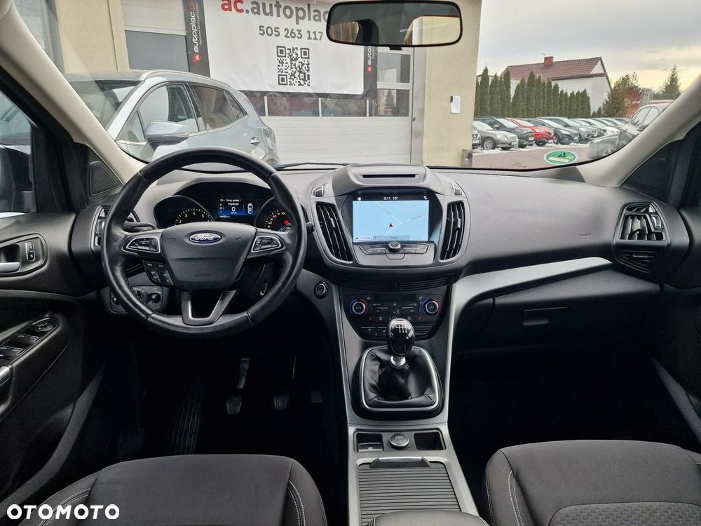 Ford Kuga 1.5 EcoBoost 2x4 Cool & Connect - 16