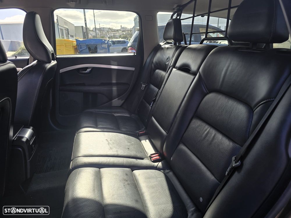 Volvo XC 70 2.0 D4 Summum Dynamic Geartronic - 12