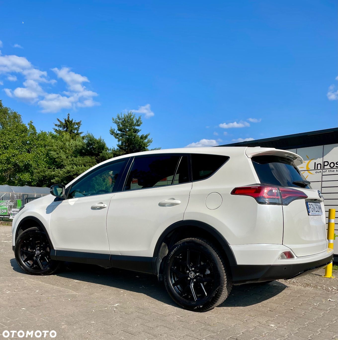 Toyota RAV4 - 1