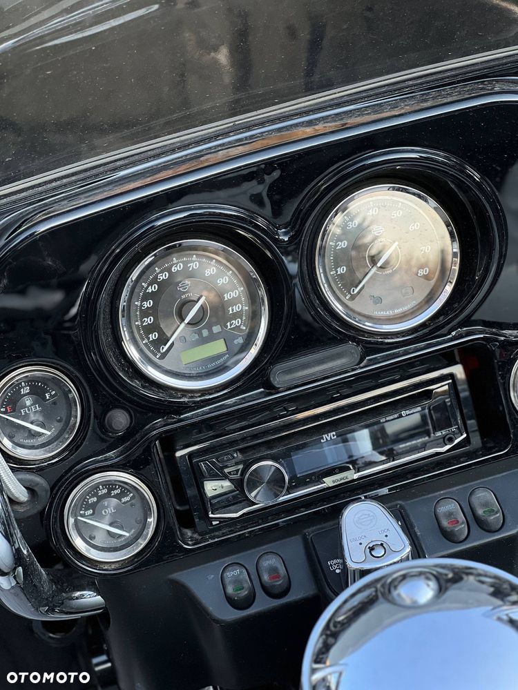 Harley-Davidson Touring Street Glide - 5